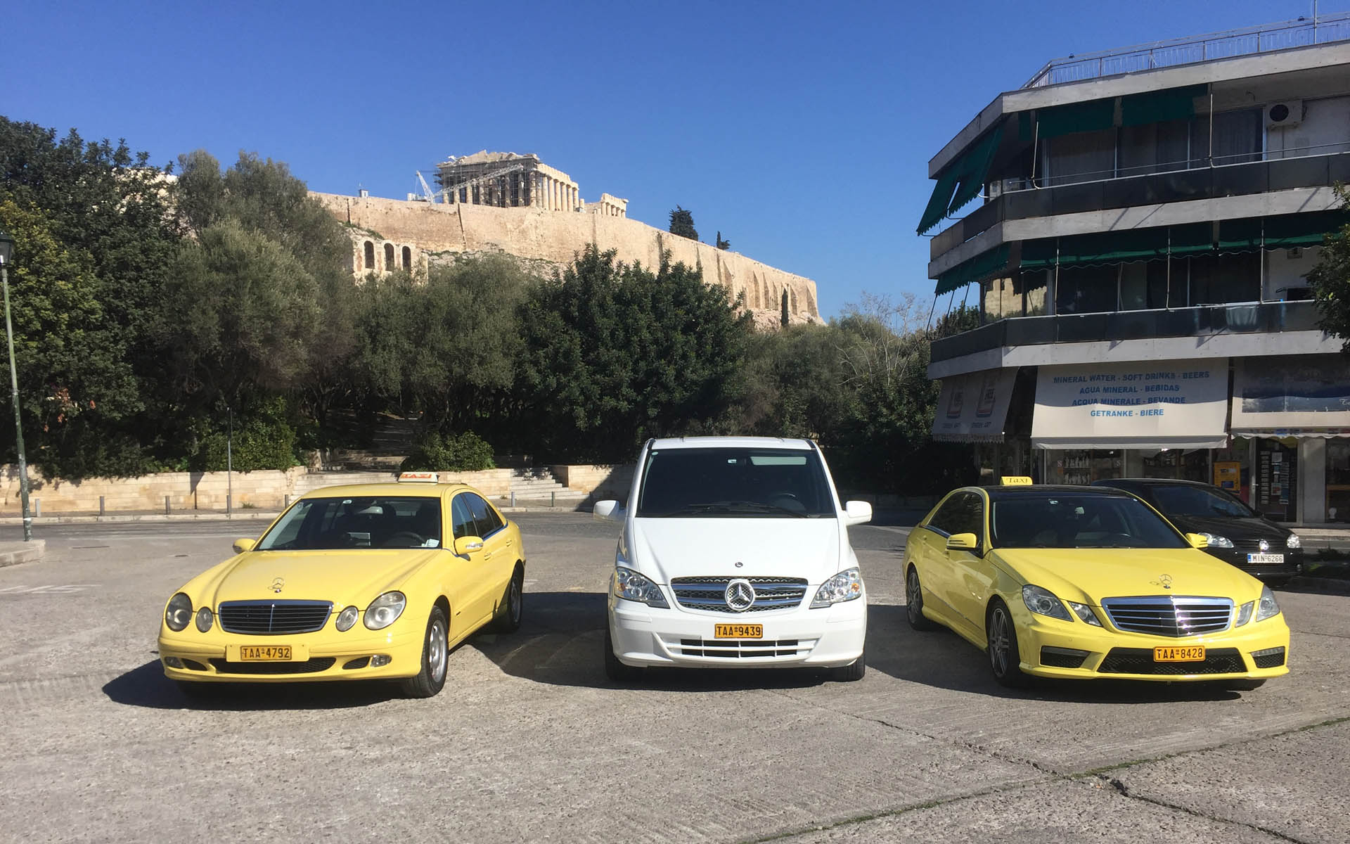 athens taxi travel